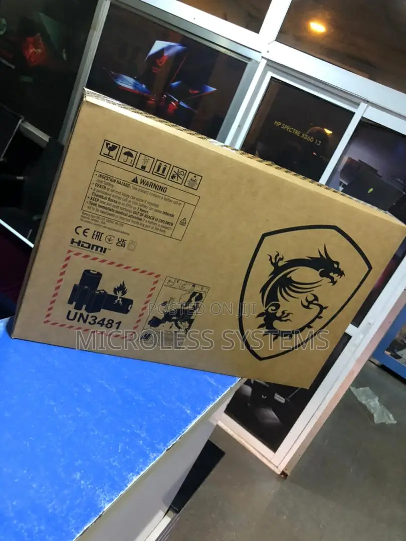 New Laptop MSI Katana 15 16GB Intel Core I7 SSD 512GB