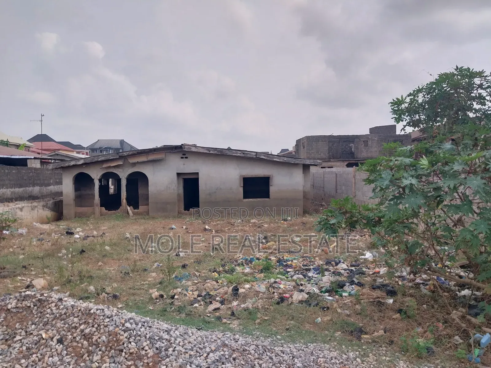 Half Plot Facing Popular Governors Road