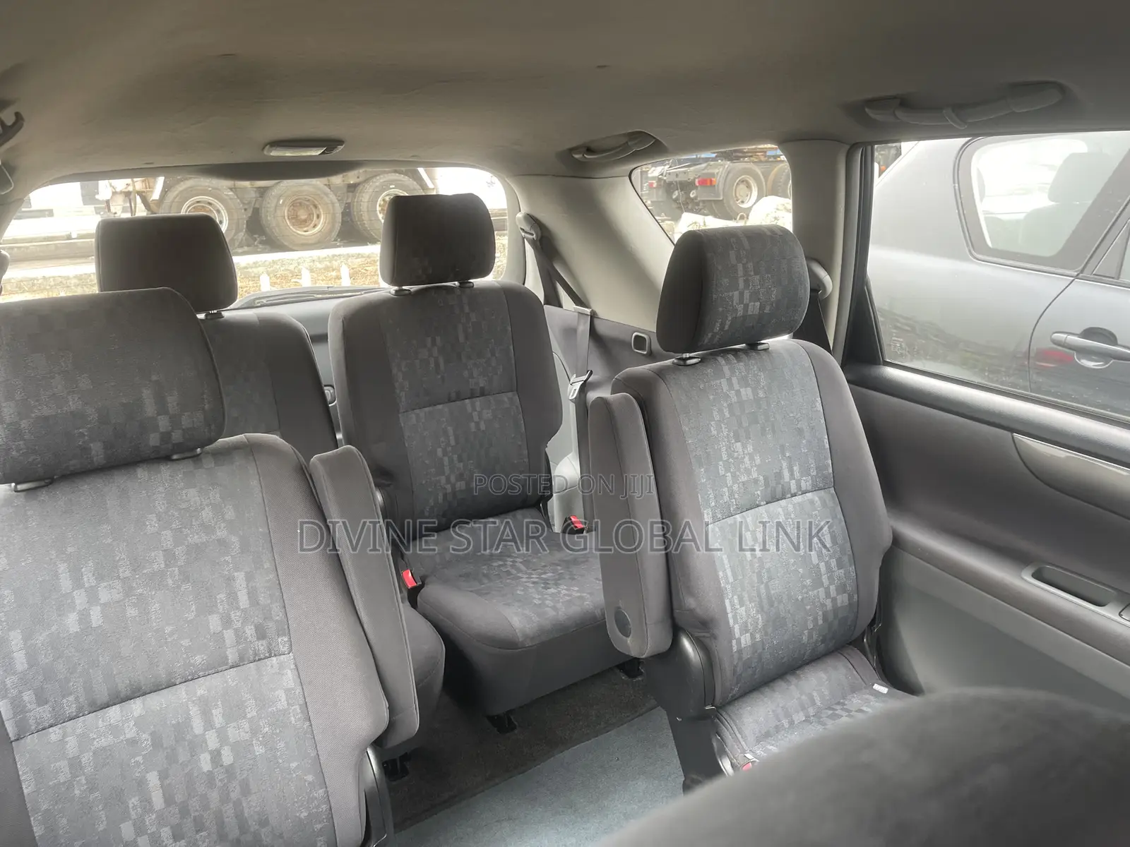 Toyota Avensis Verso 2.0 Petrol 2004 Black