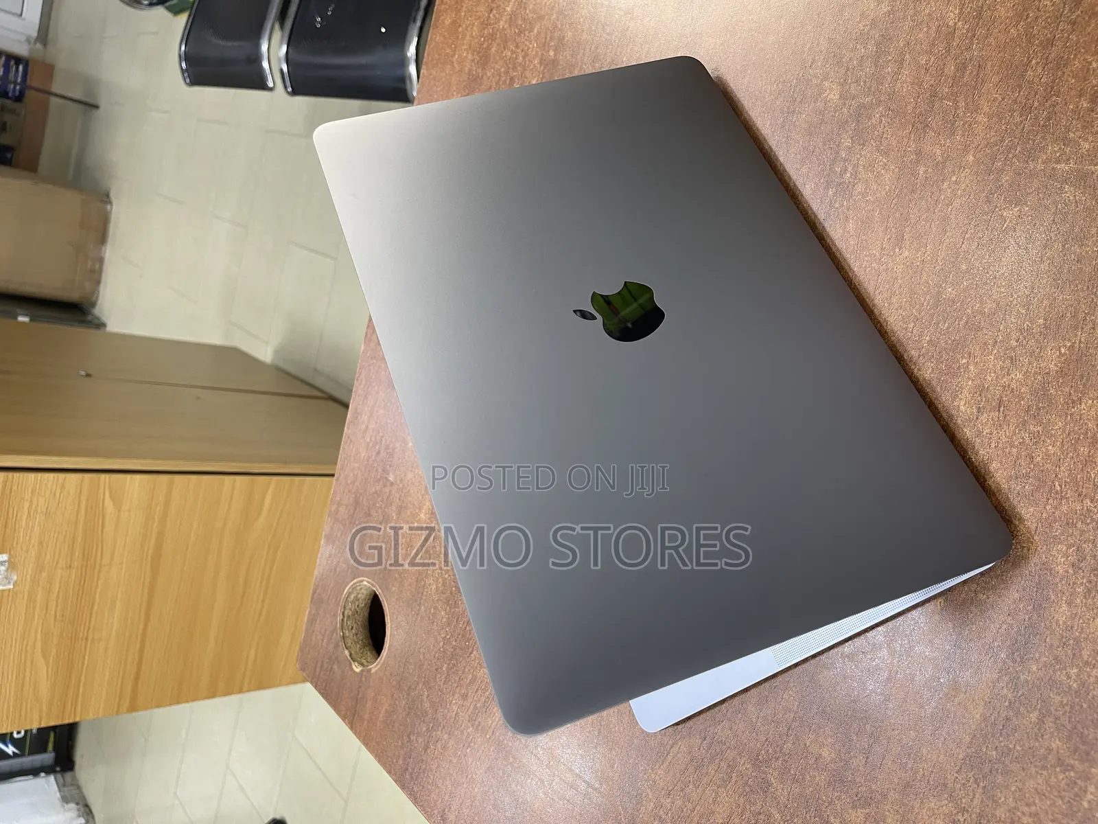 Laptop Apple MacBook Pro 2020 M1 16GB Apple M1 SSD 512GB