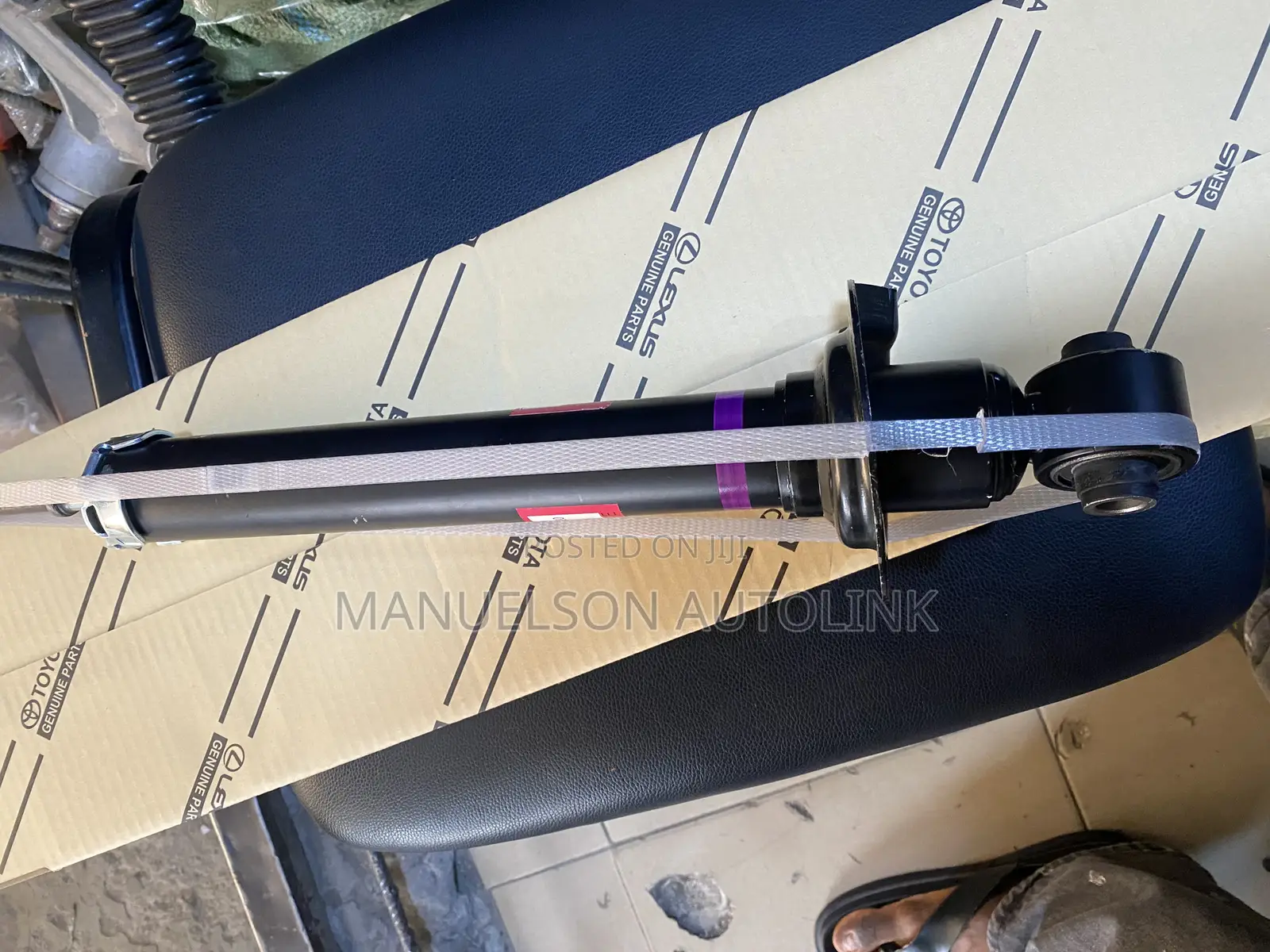 Rear Shock Absorber Toyota Mark X 2006-2012