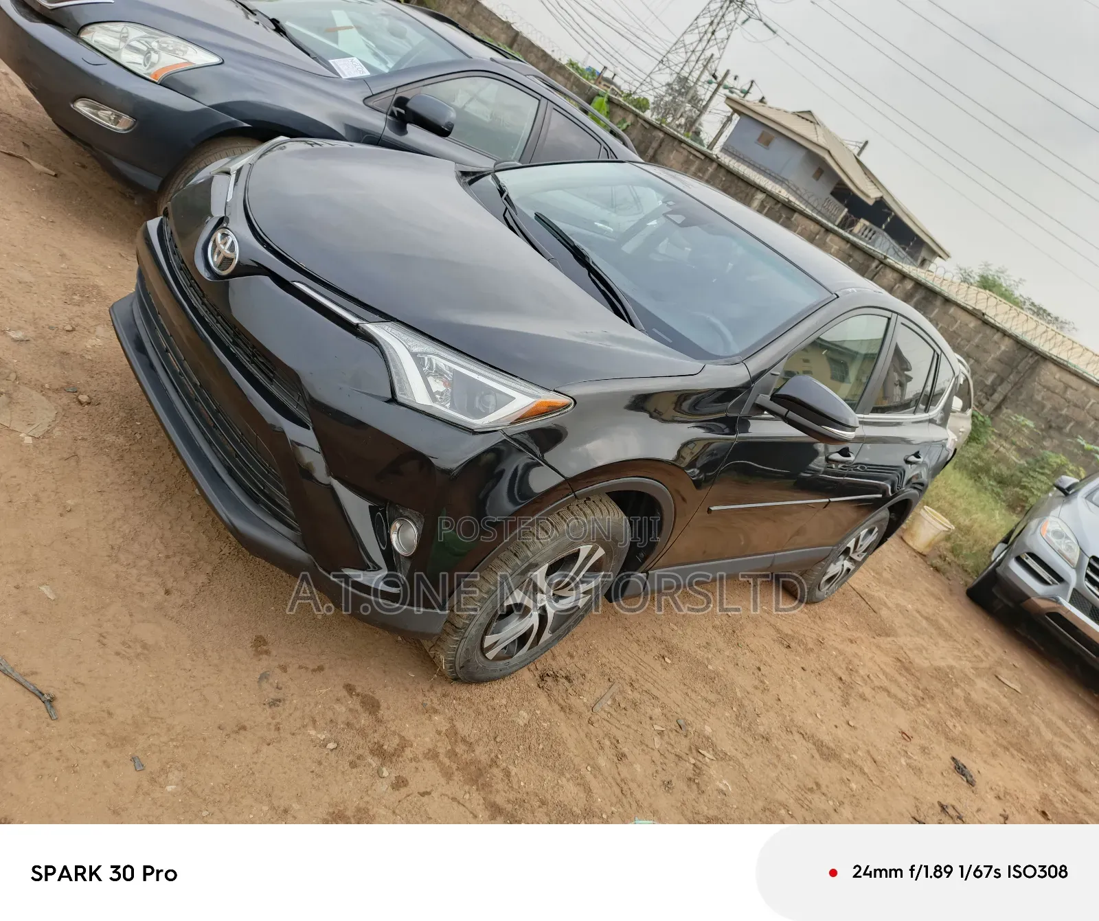 Toyota RAV4 LE AWD (2.5L 4cyl 6A) 2017 Black