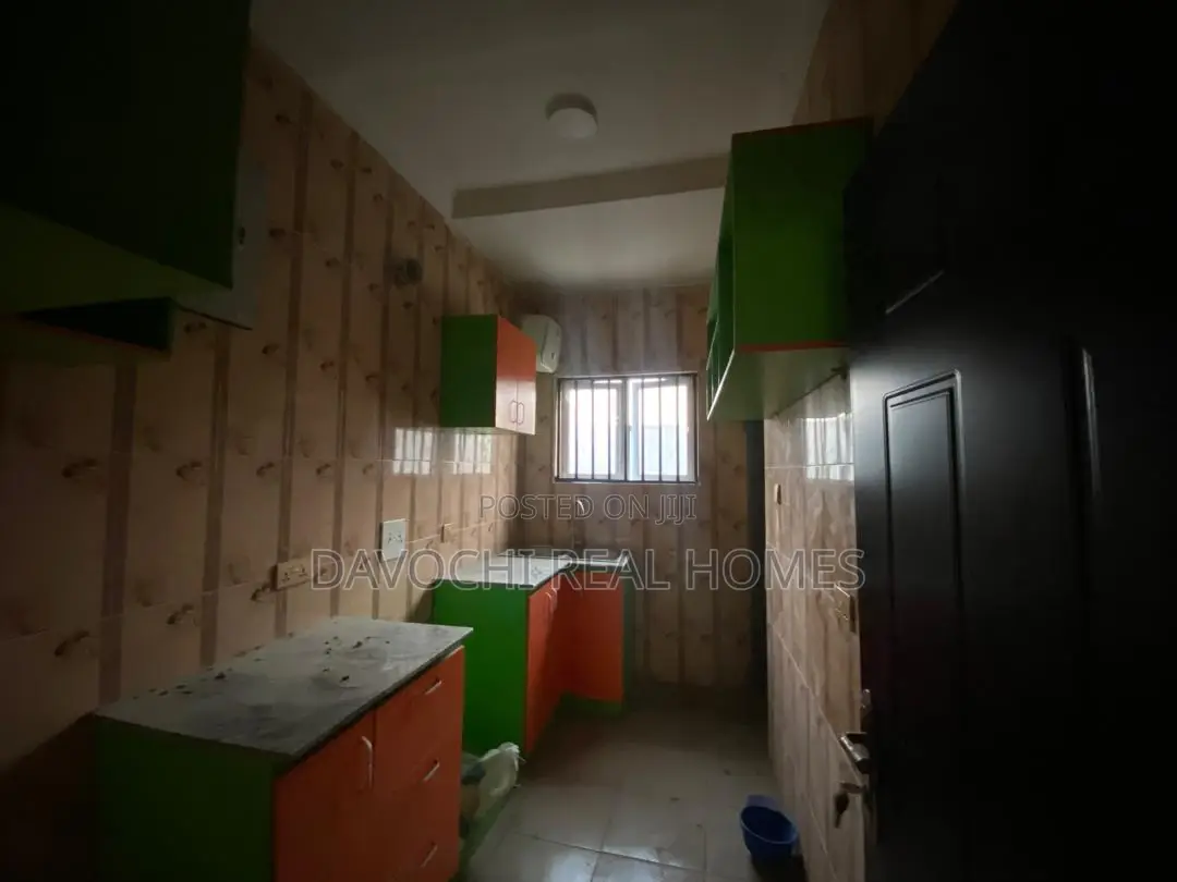 2bdrm Apartment in Thera Annex, for rent