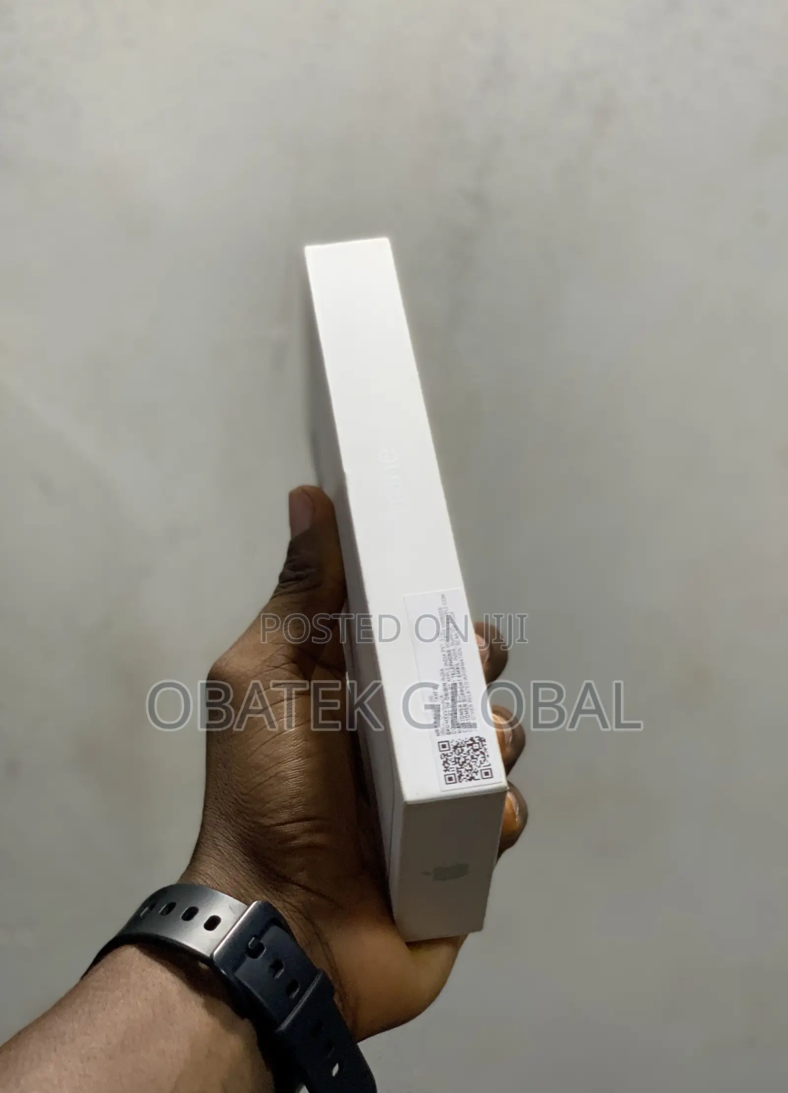 New Apple iPhone 16 Plus 128 GB White