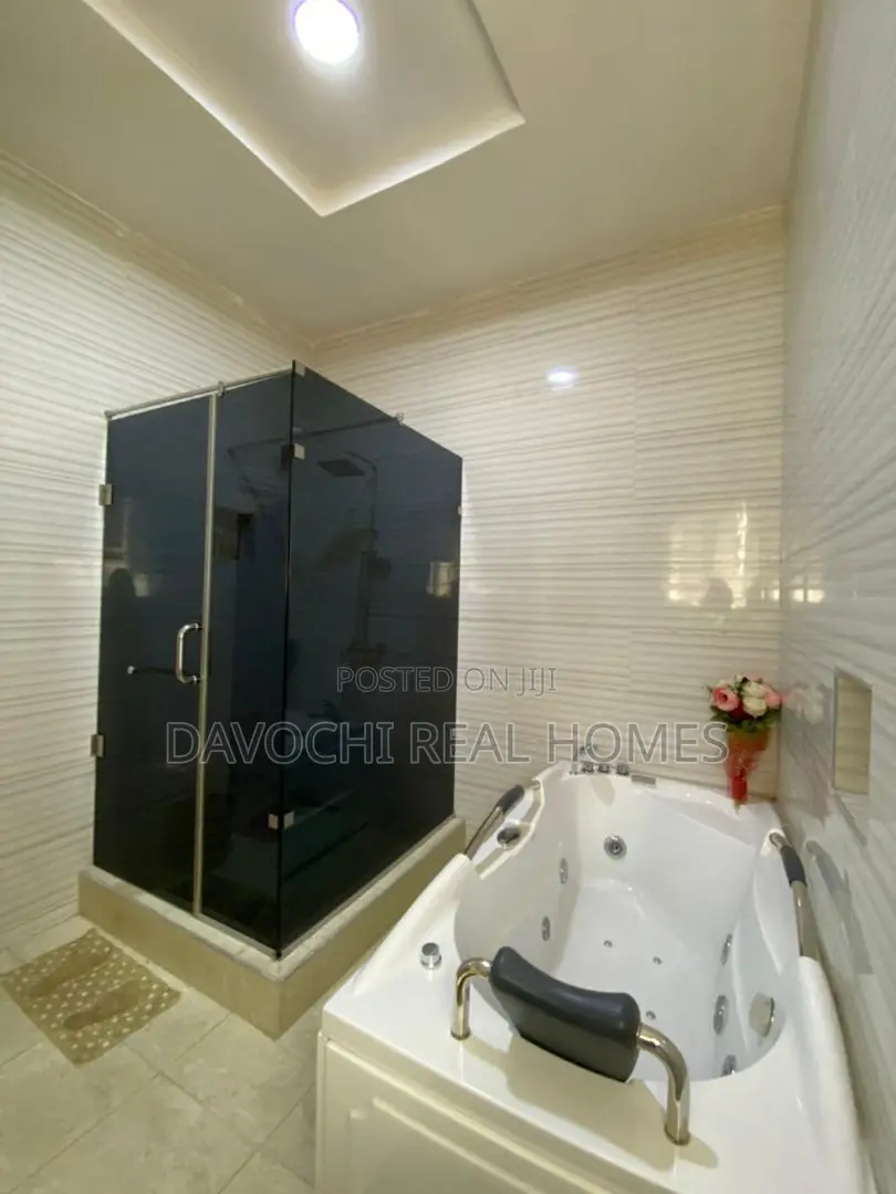Furnished 4bdrm Duplex in Chevron, Toll Gate for rent