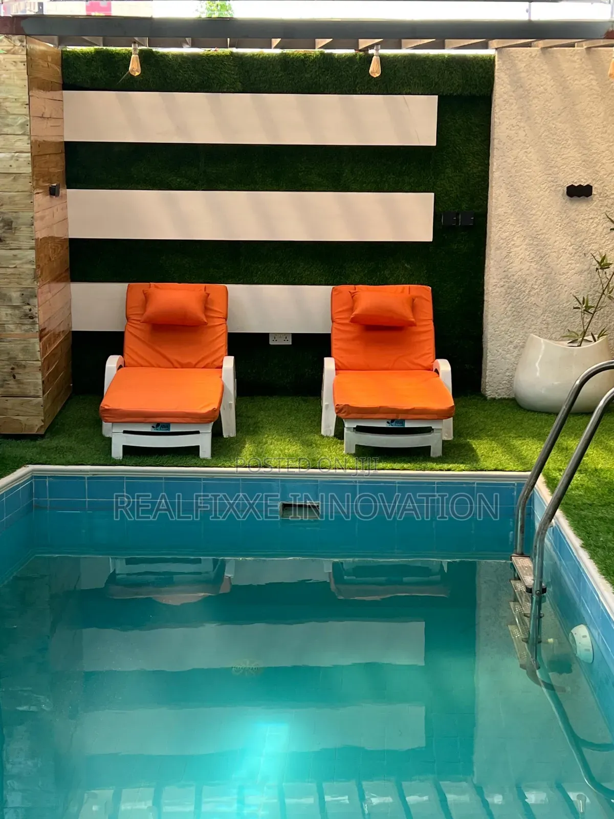 Swimming Pool / Backyard Decor / Sit-Out Landscaping
