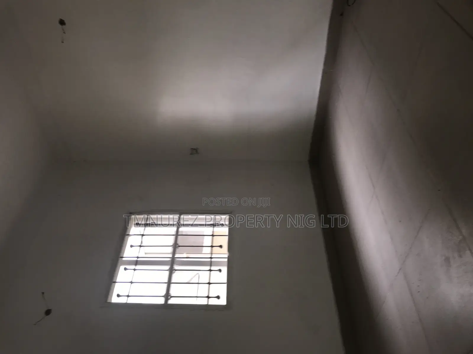 Studio Apartment in Caltongate, Chevron for rent
