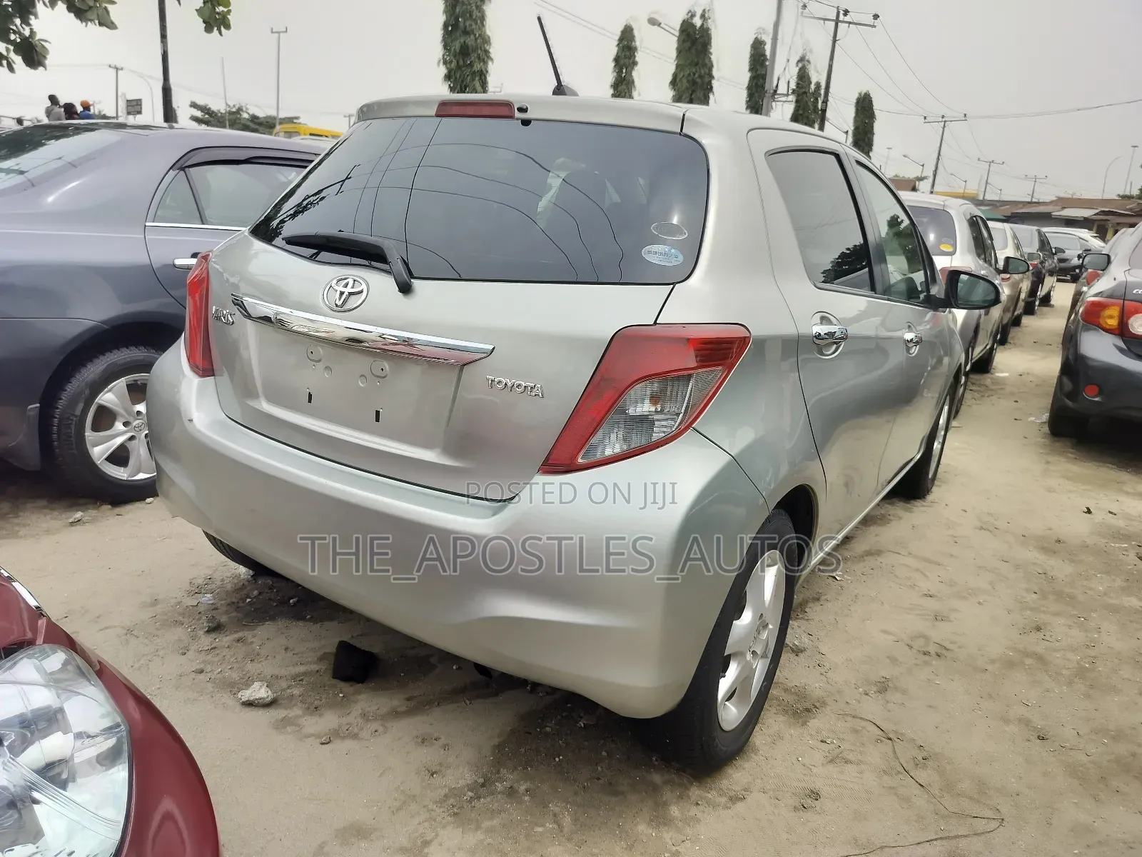Toyota Yaris SE Hatchback 5dr 2013 Gray