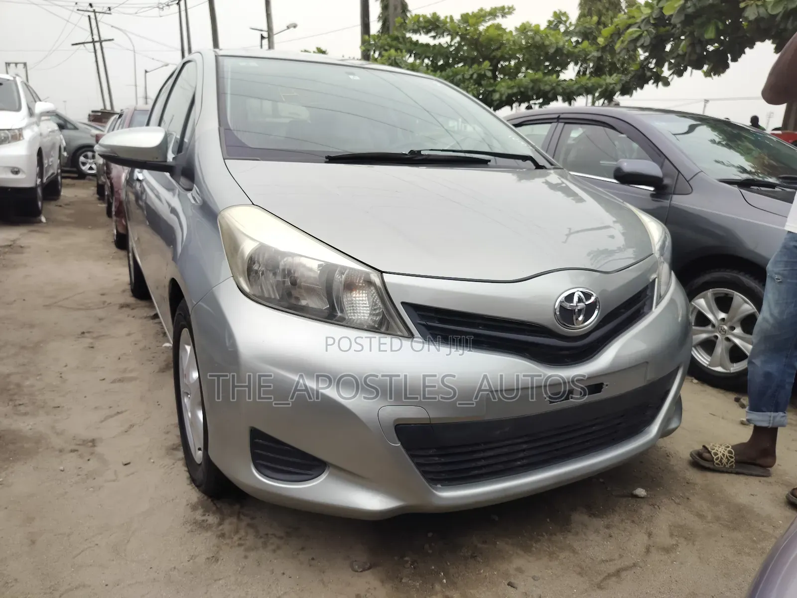 Toyota Yaris SE Hatchback 5dr 2013 Gray