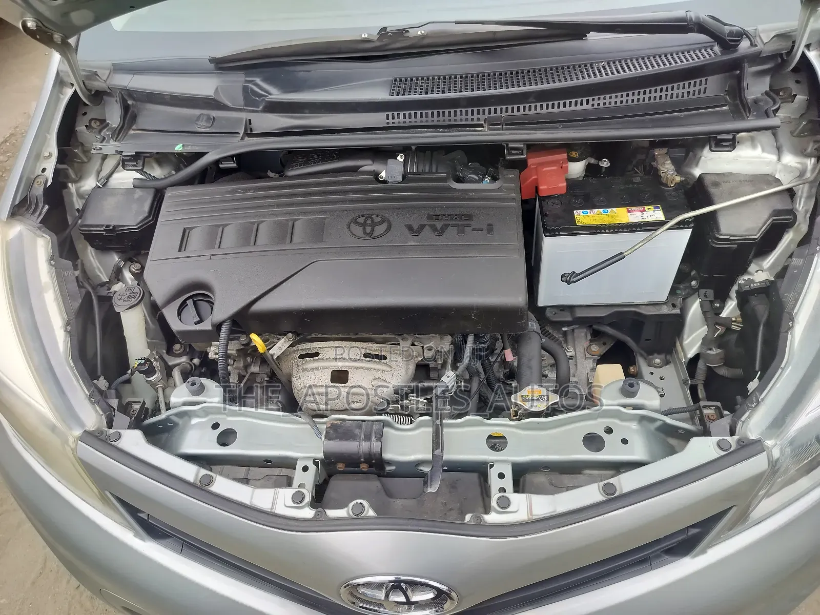 Toyota Yaris LE Hatchback 5dr 2014 Gray