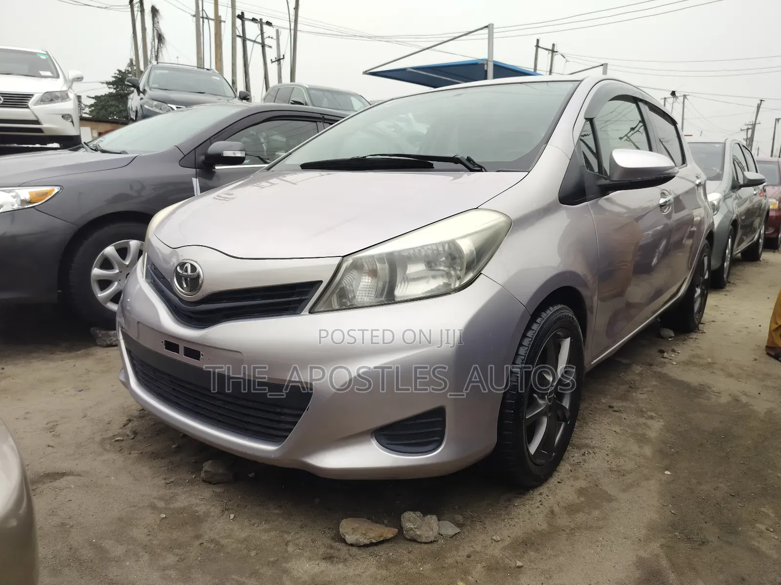 Toyota Yaris LE Hatchback 5dr 2014 Silver