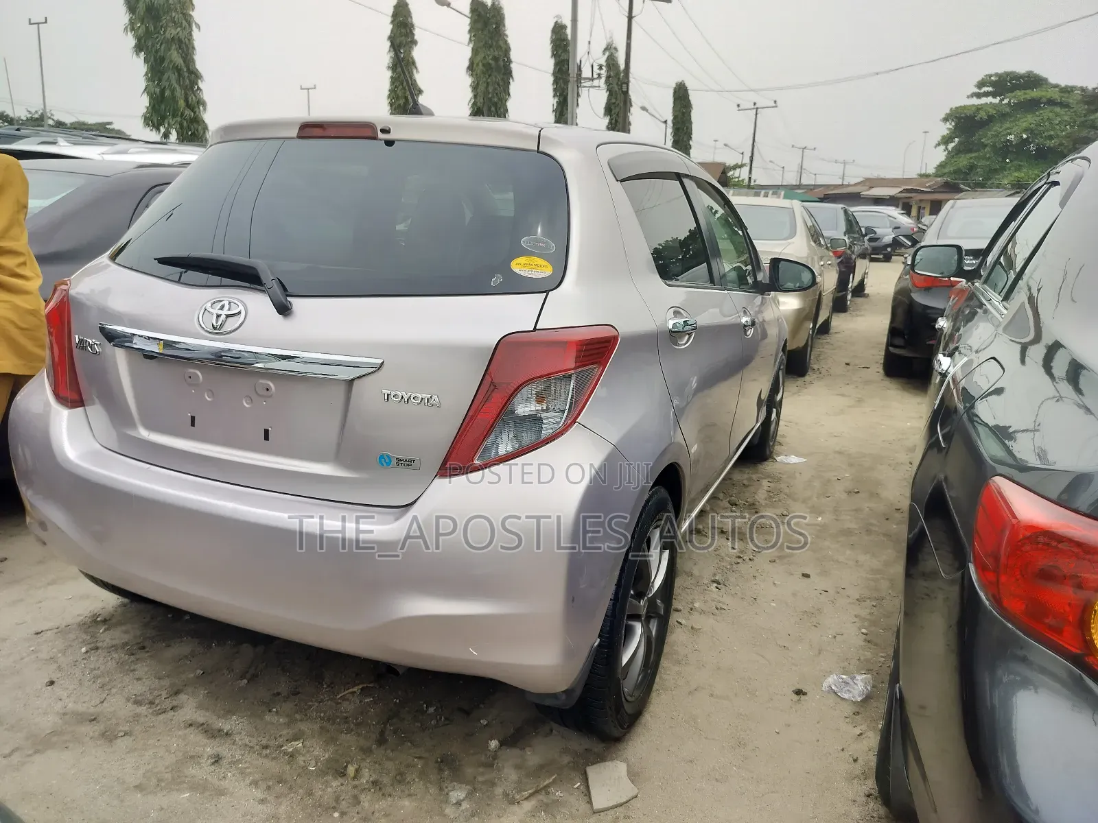 Toyota Yaris LE Hatchback 5dr 2013 Pink