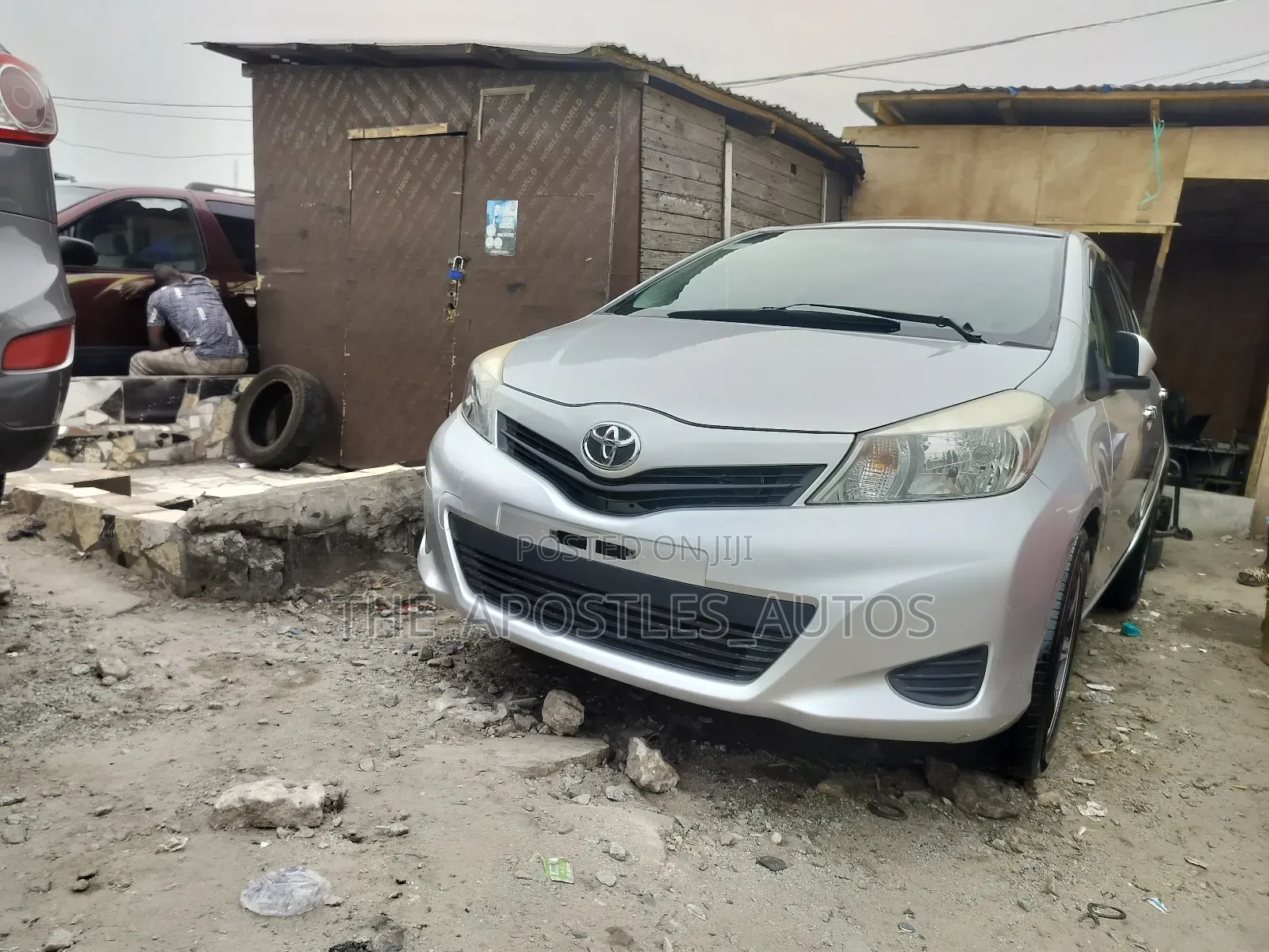 Toyota Yaris L Hatchback 3dr 2014 Silver