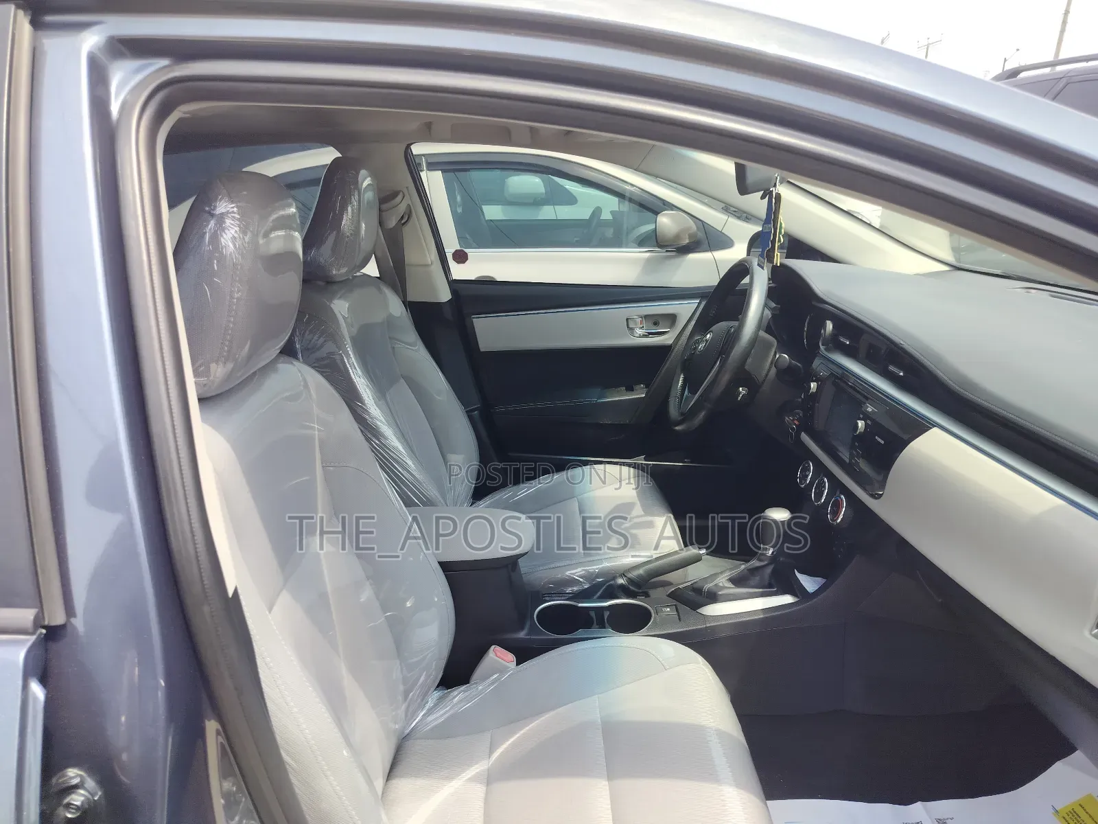 Toyota Corolla 2015 Gray