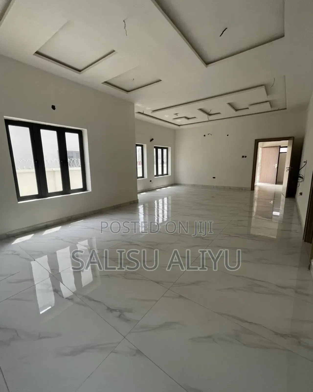 4bdrm Duplex in Life Camp Nnpc for sale
