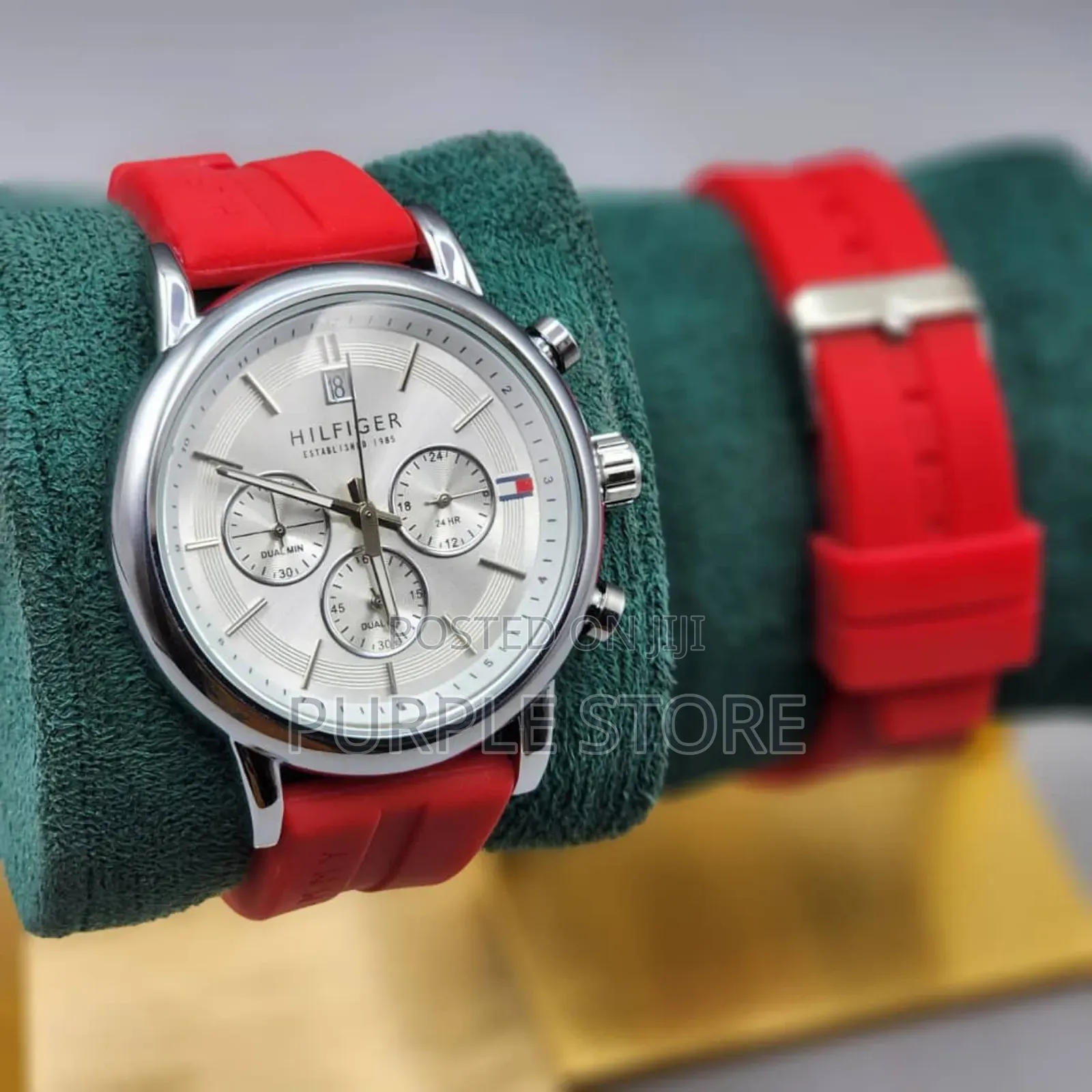 Tommy Hilfiger Quality. Chronograph Red Strap