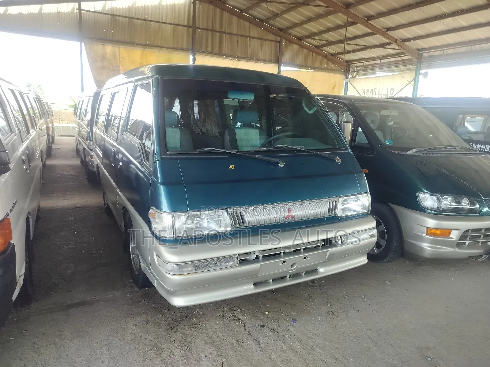 Mitsubishi Delica 2005 Green