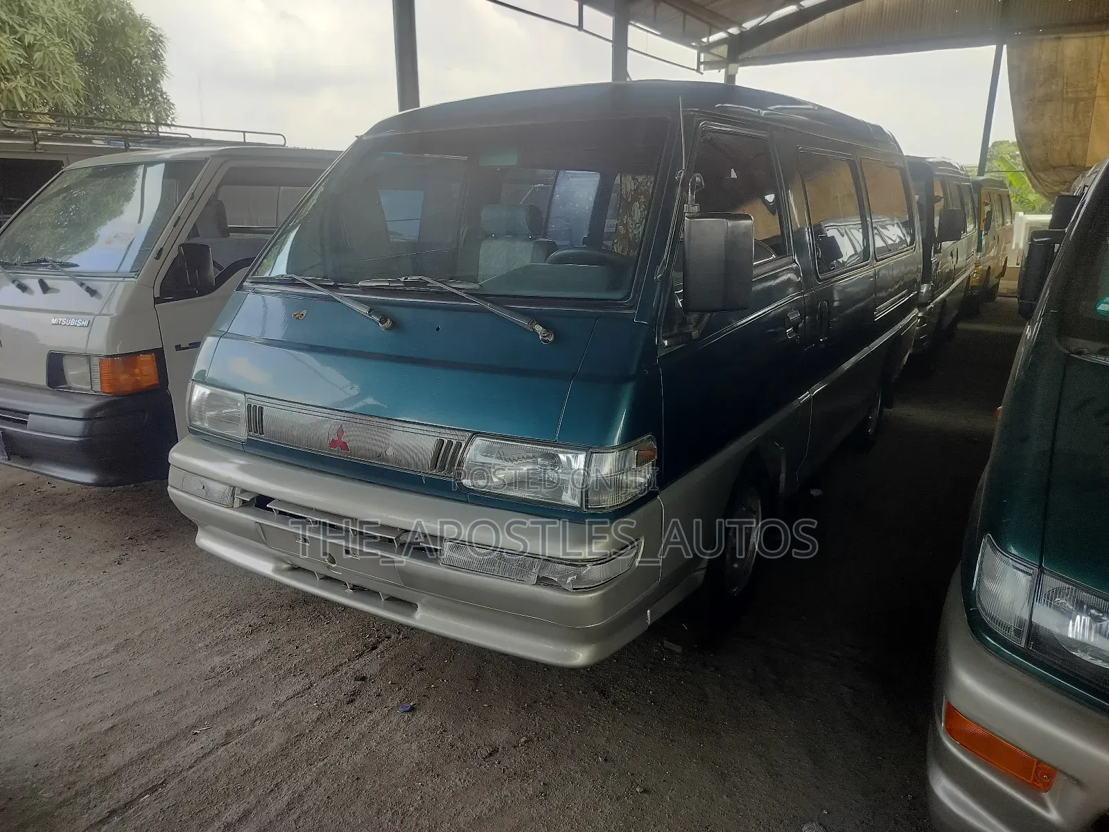 Mitsubishi Delica 2005 Green