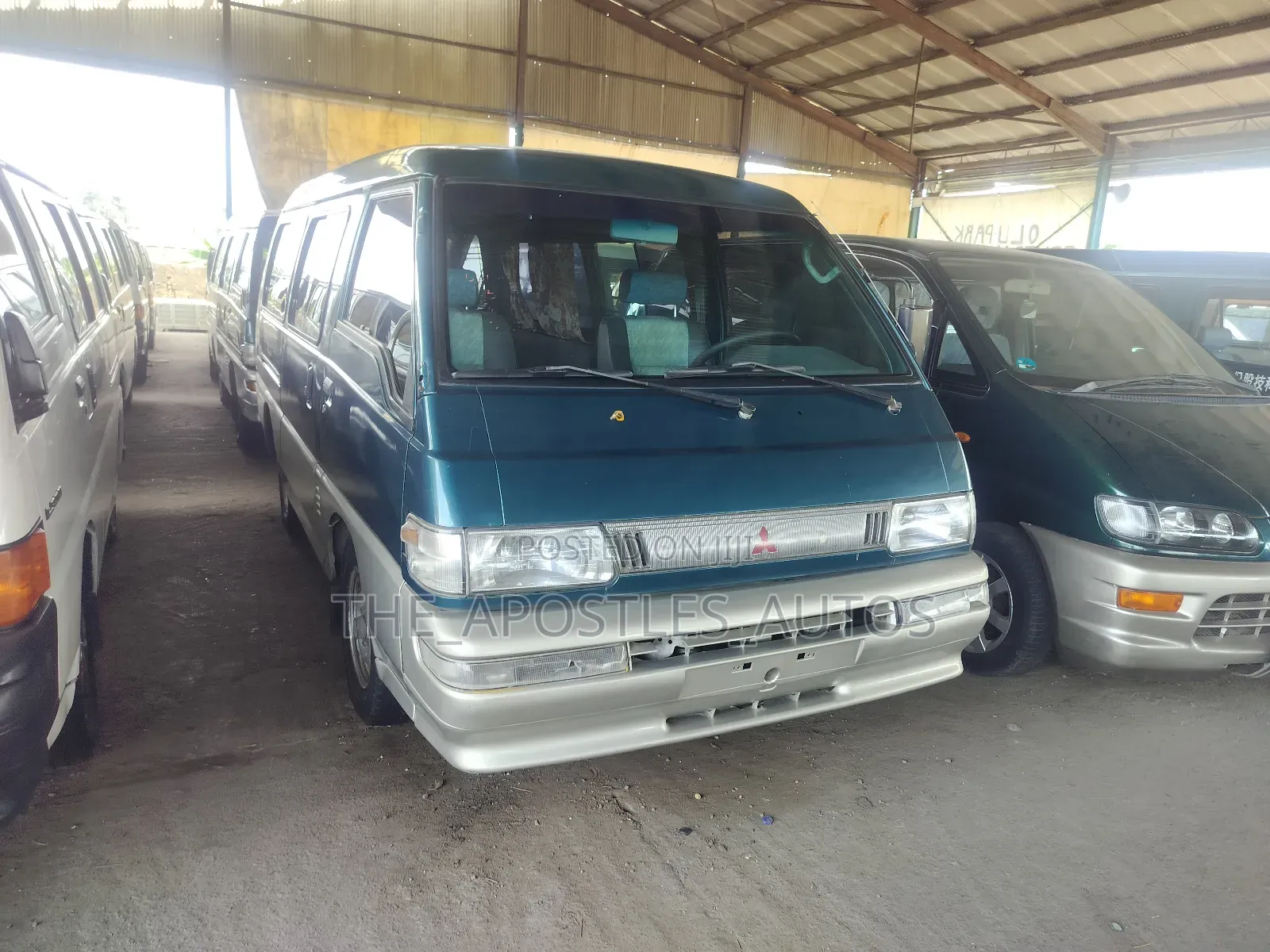 Mitsubishi Delica 2008 Green