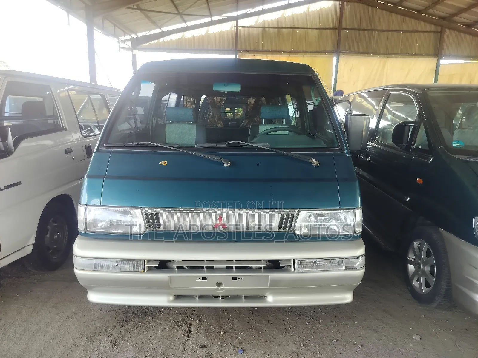 Mitsubishi Delica 2010 Green