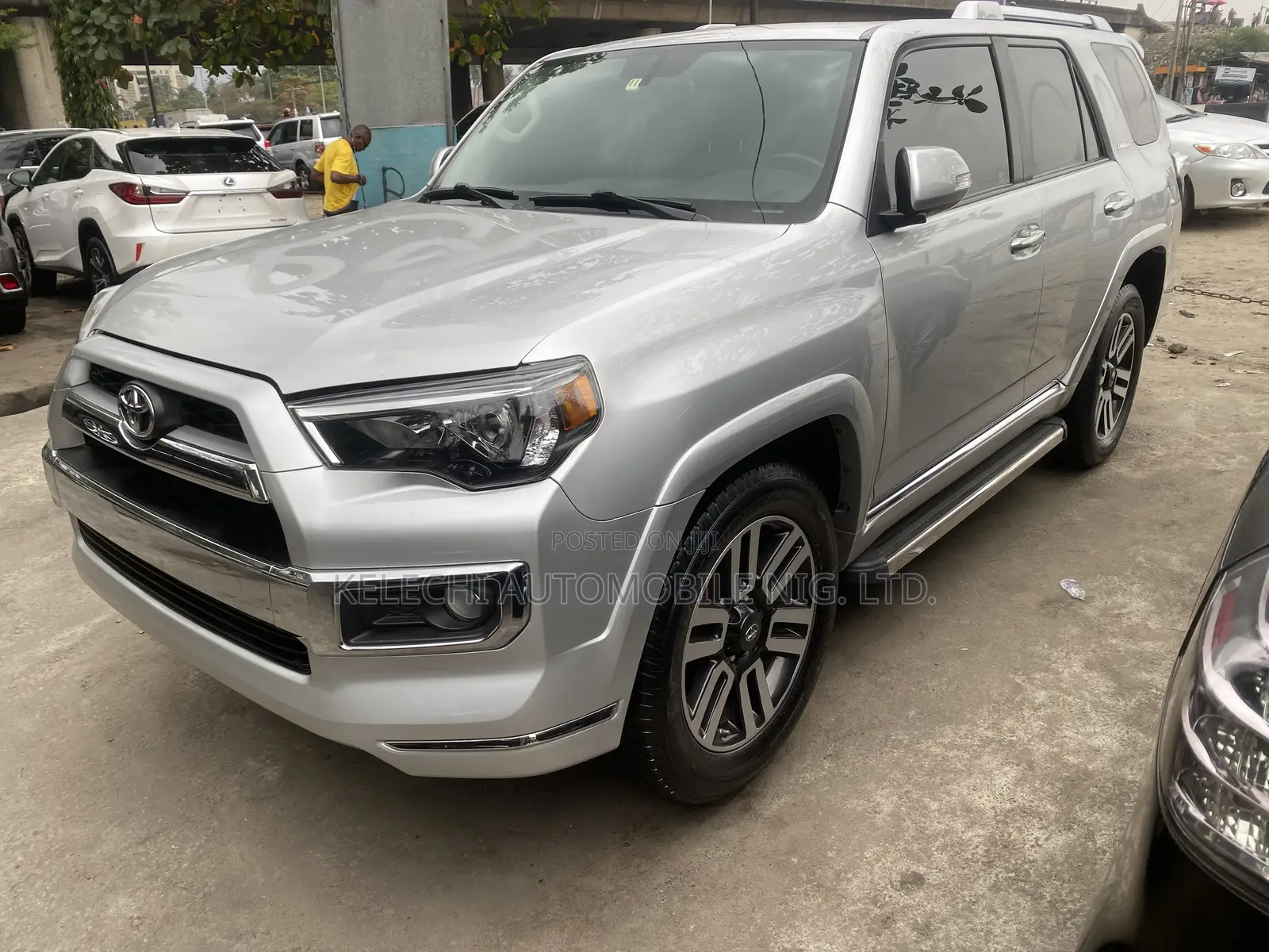 Toyota 4-Runner Limited 4X4 2013 Silver