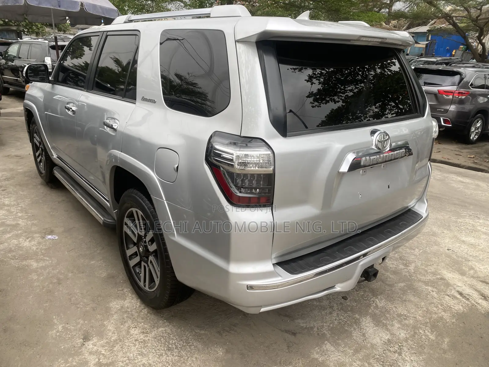 Toyota 4-Runner Limited 4X4 2013 Silver