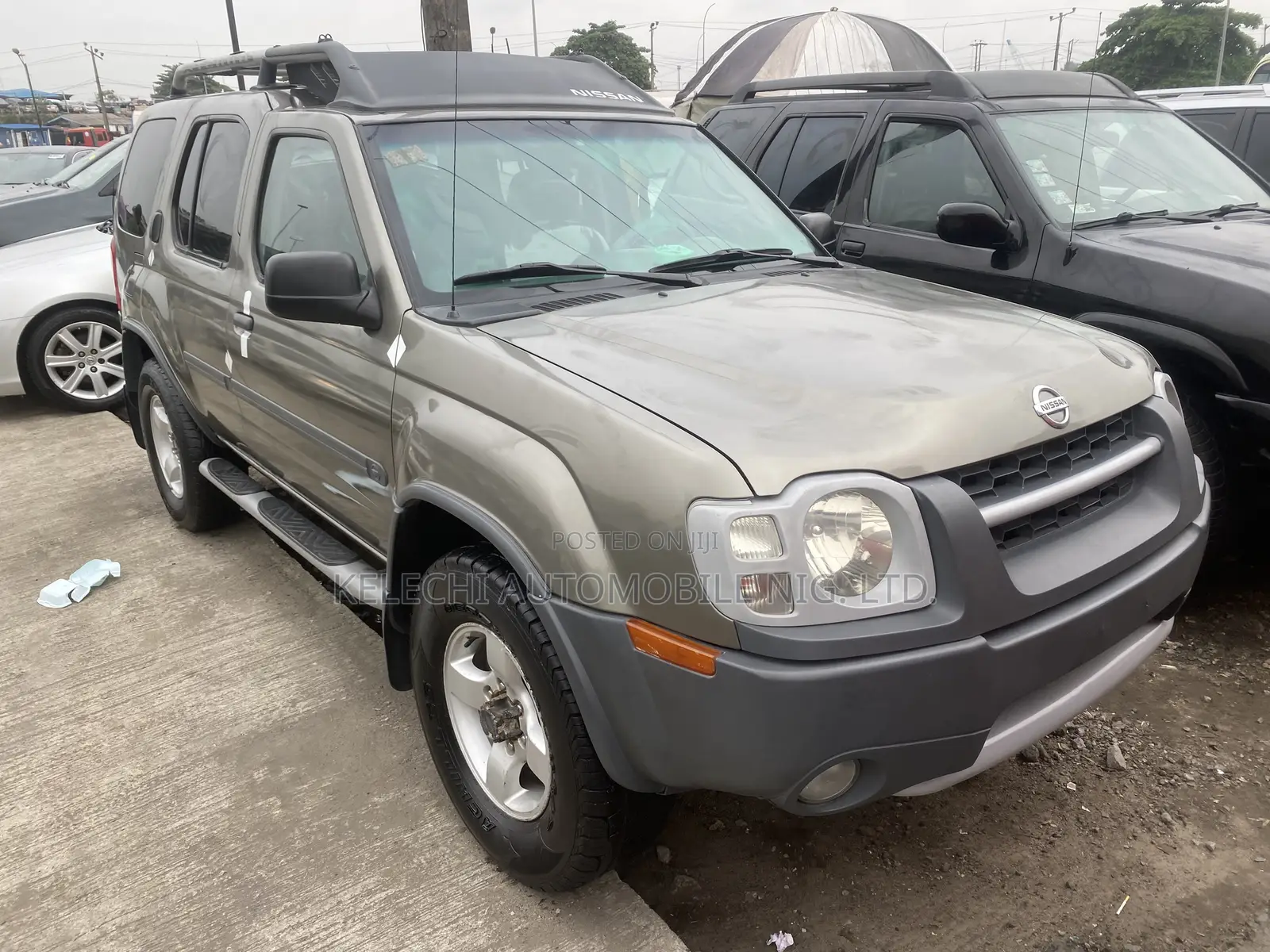 Nissan Xterra Automatic 2004 Gray