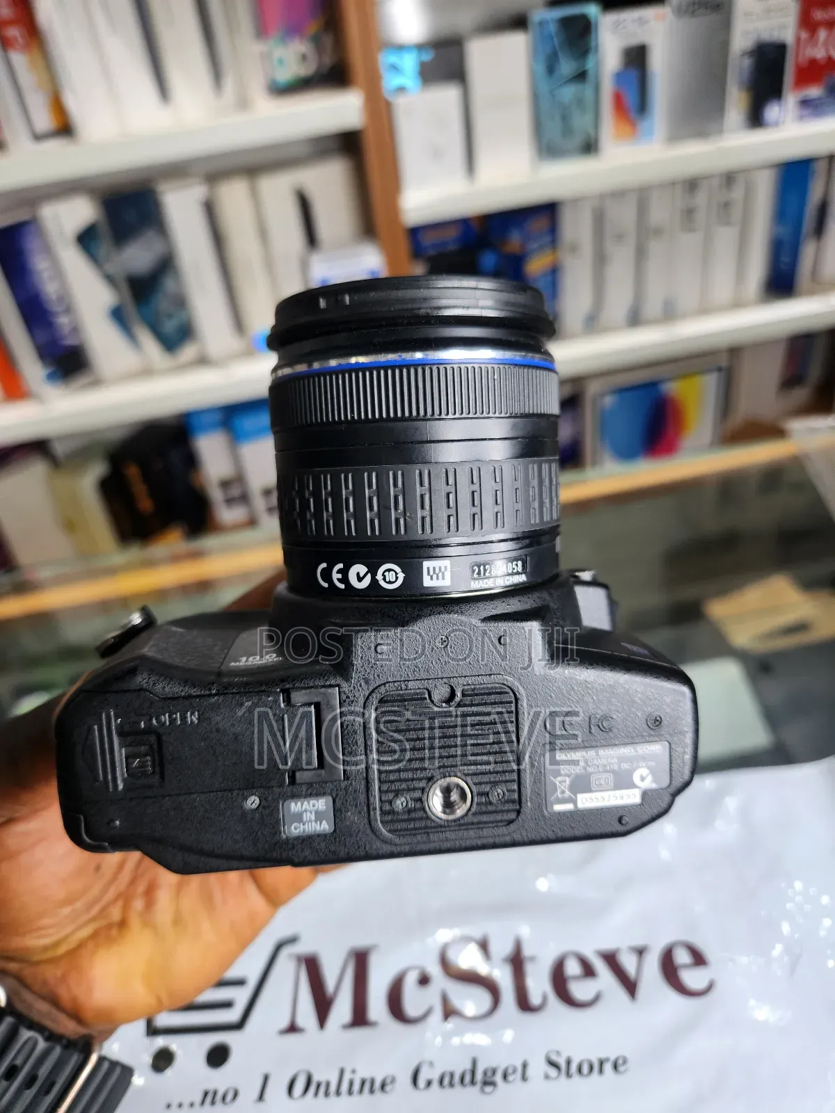 Olympus E-410 Digital SLR Camera With 14-42mm Lens