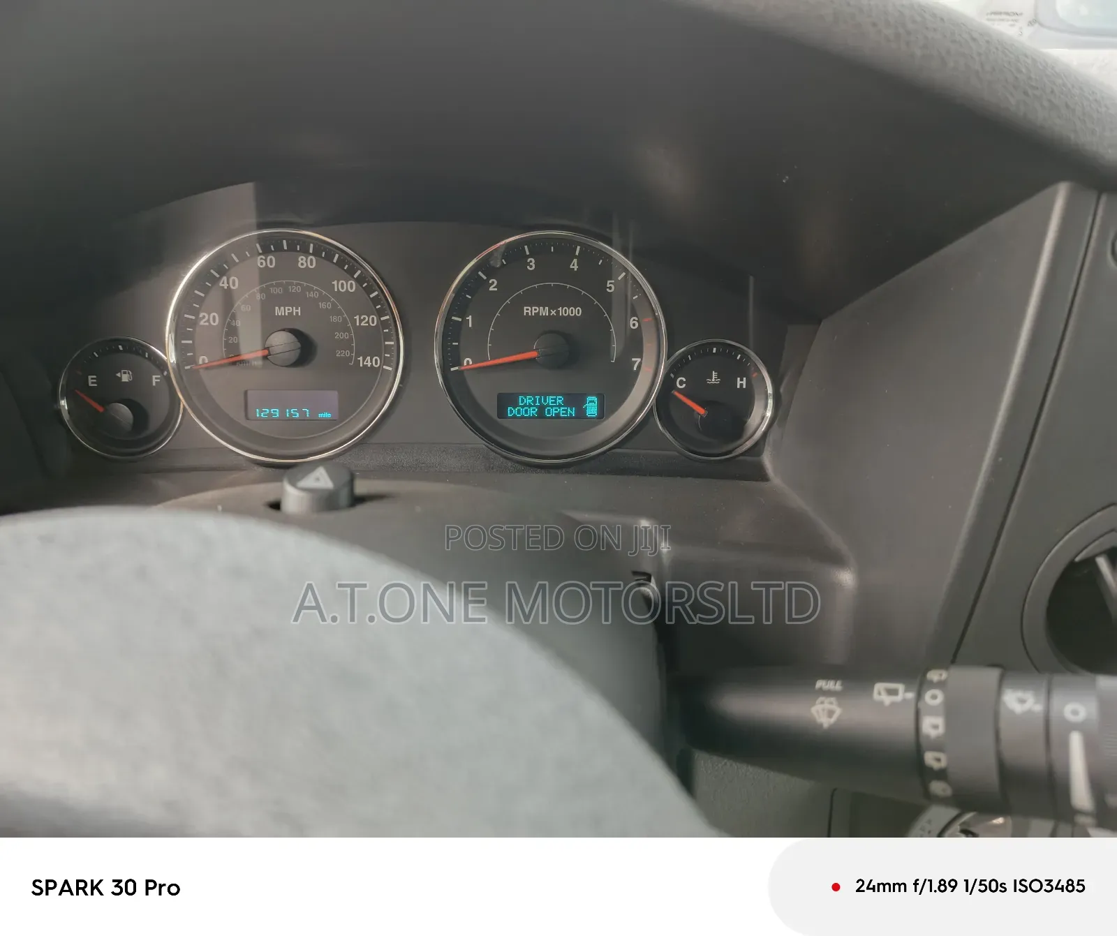 Jeep Commander 5.7 V8 Hemi 2006 Silver