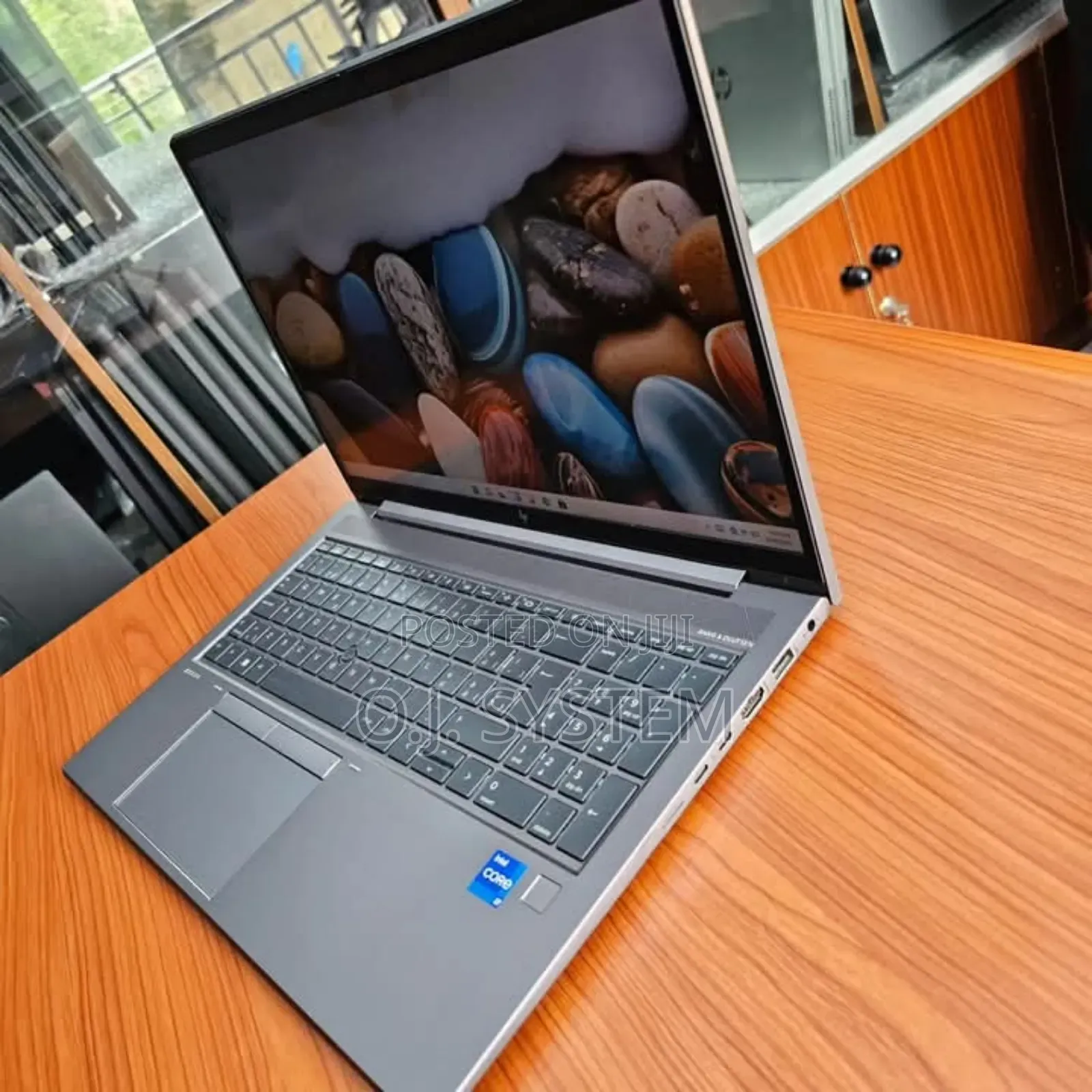 Laptop HP ZBook Firefly G8 16GB Intel Core i7 SSD 512GB