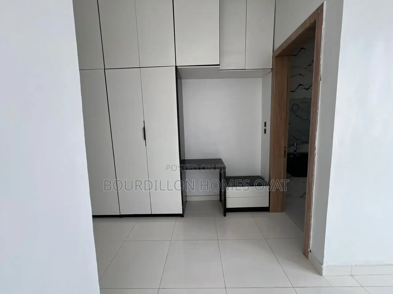 4bdrm Duplex in Ikota for sale
