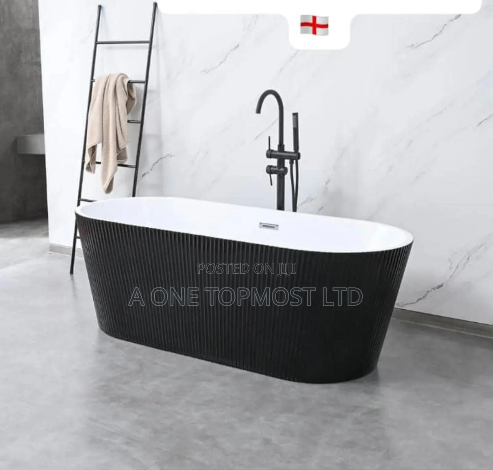Acrylic Bathtub (Black White)