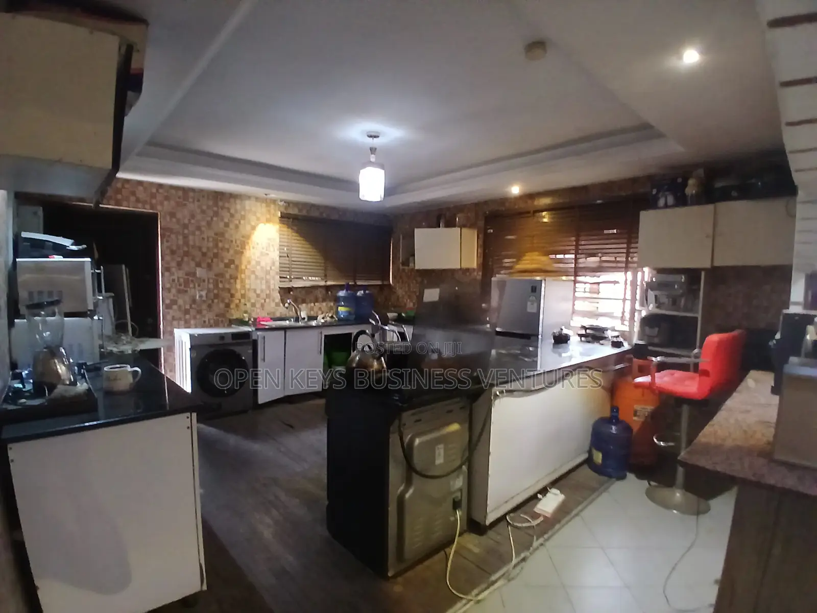 3bdrm Duplex in Olonde, Ologuneru for sale