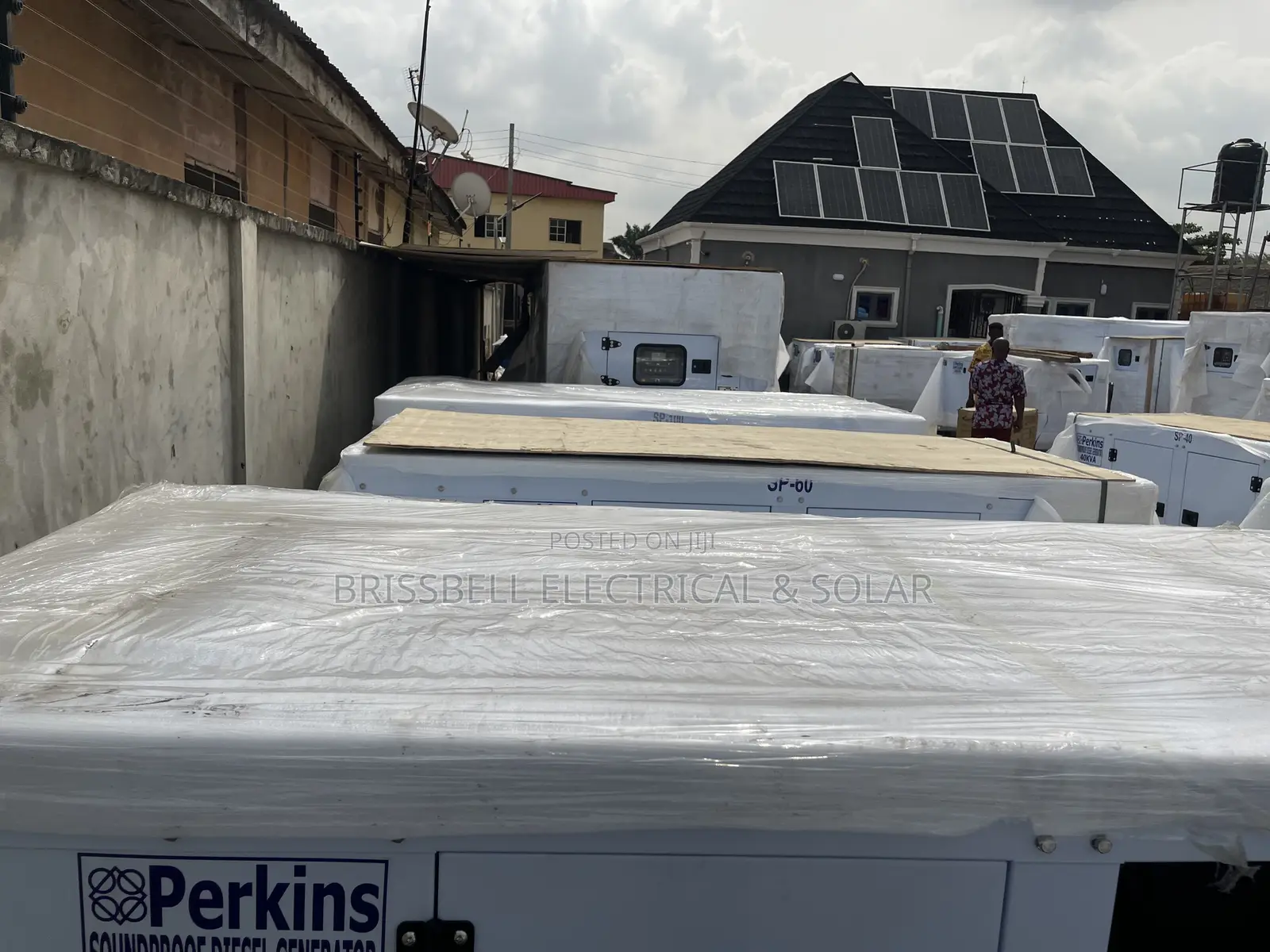 Silent England Perkins Soundproof Diesel Generator 20kva
