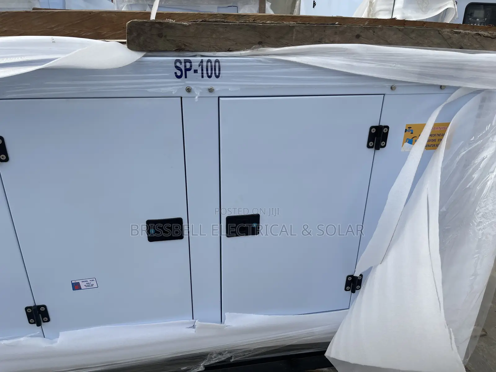 Silent England Perkins Soundproof Diesel Generator 100kva