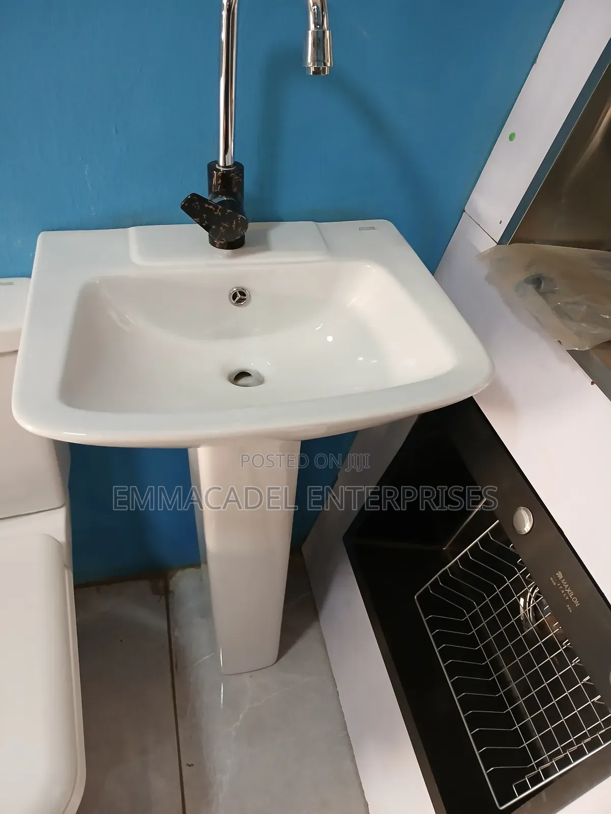 Portable Ceramic Basin and Stand