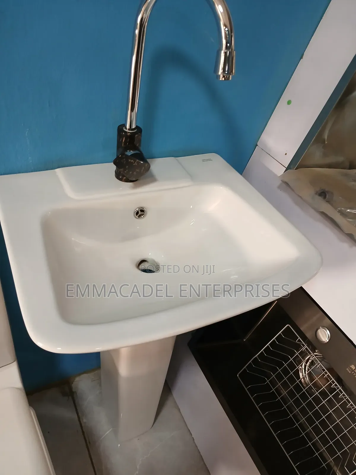 Portable Ceramic Basin and Stand