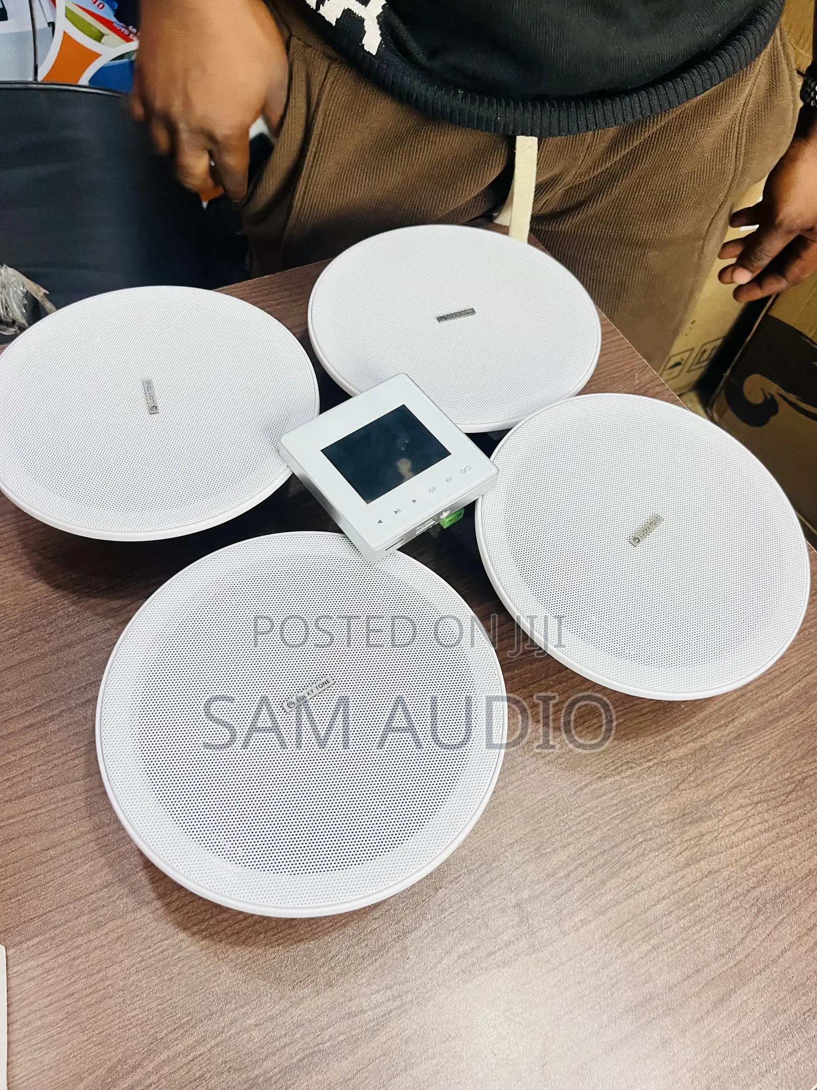 4 50watts Ceiling Speaker With Amplifier