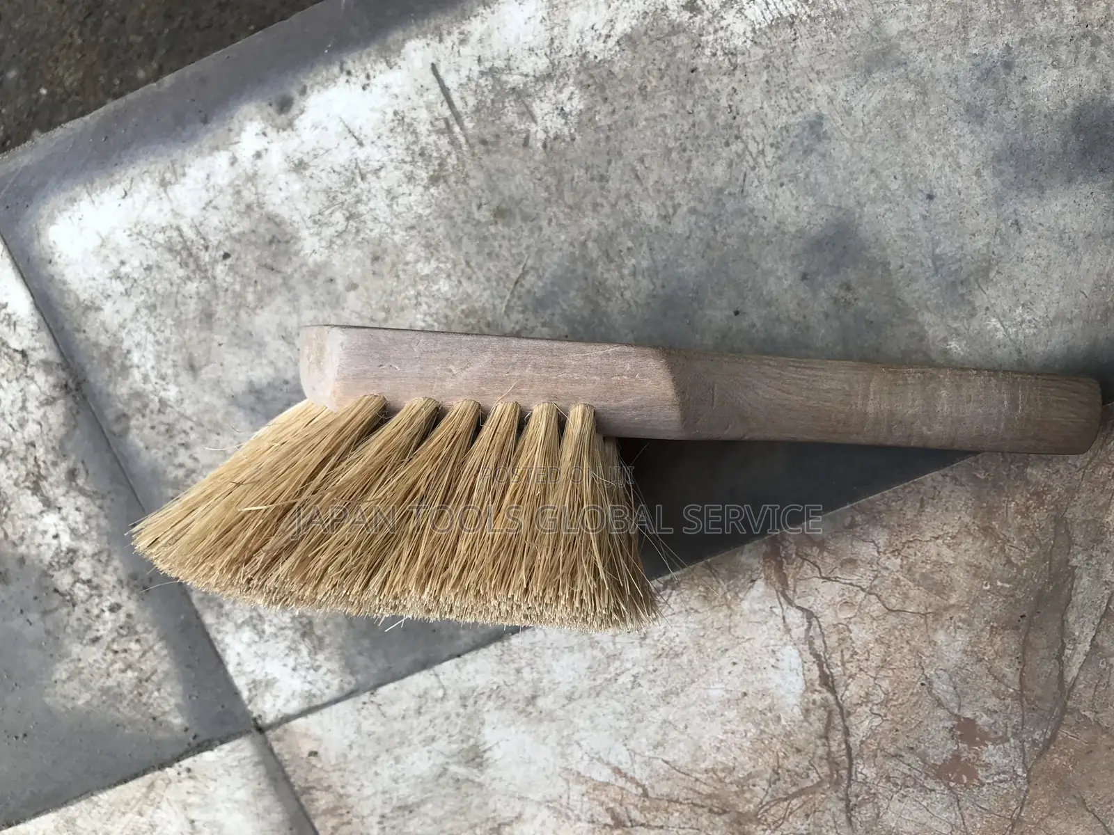 Fider Brush (Available)
