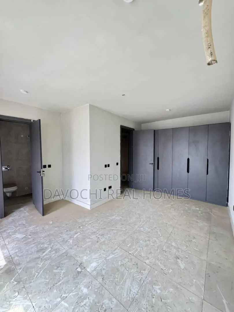 4bdrm Duplex in Ikate, Lekki for rent