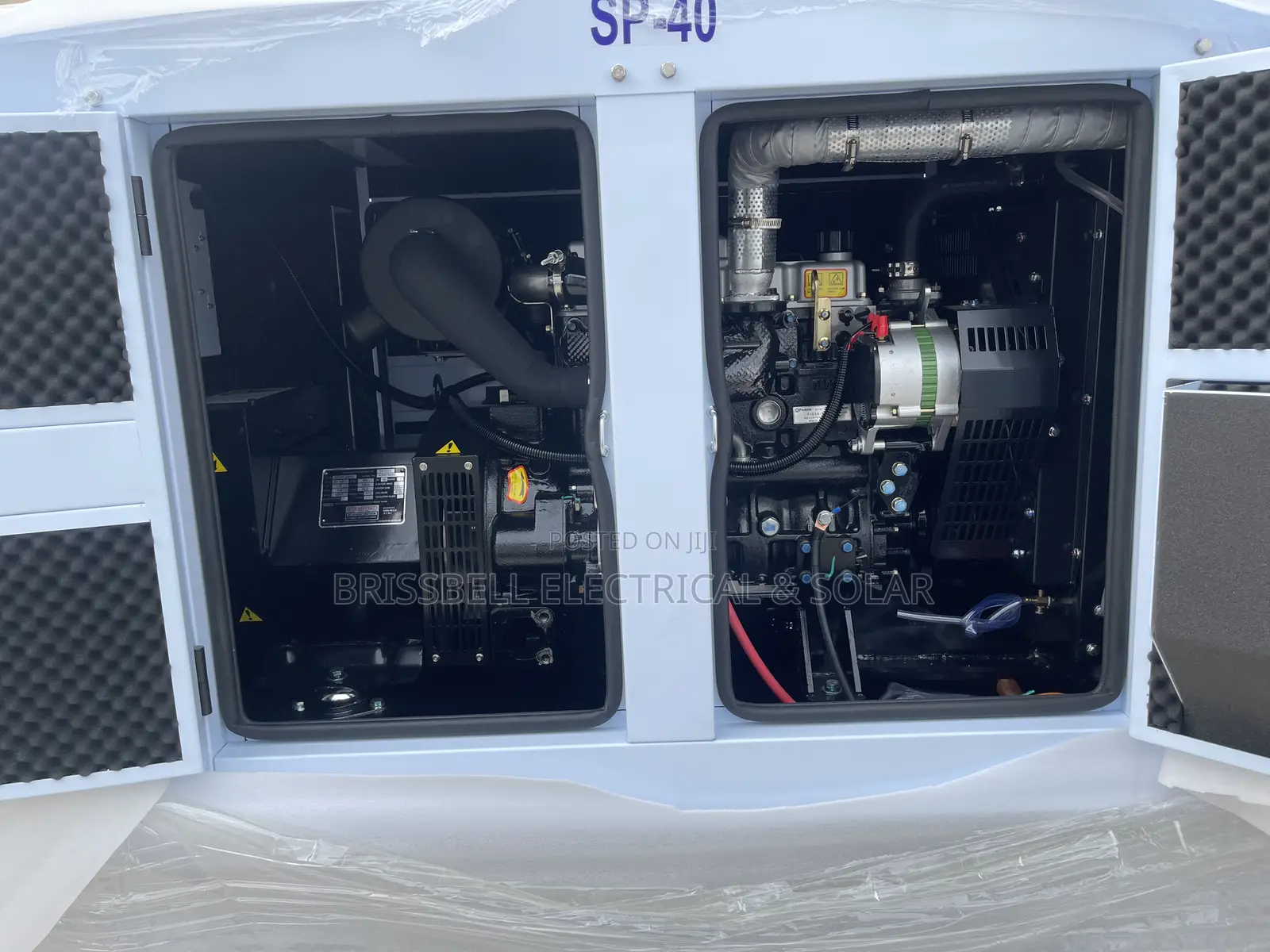 Genuine England Perkins Soundproof Diesel Generator 40kva
