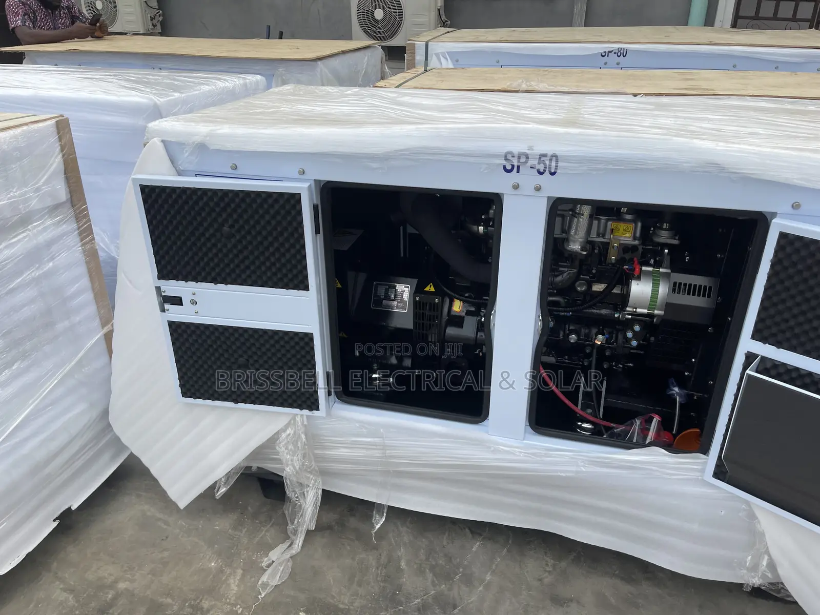 Genuine England Perkins Soundproof Diesel Generator 50kva