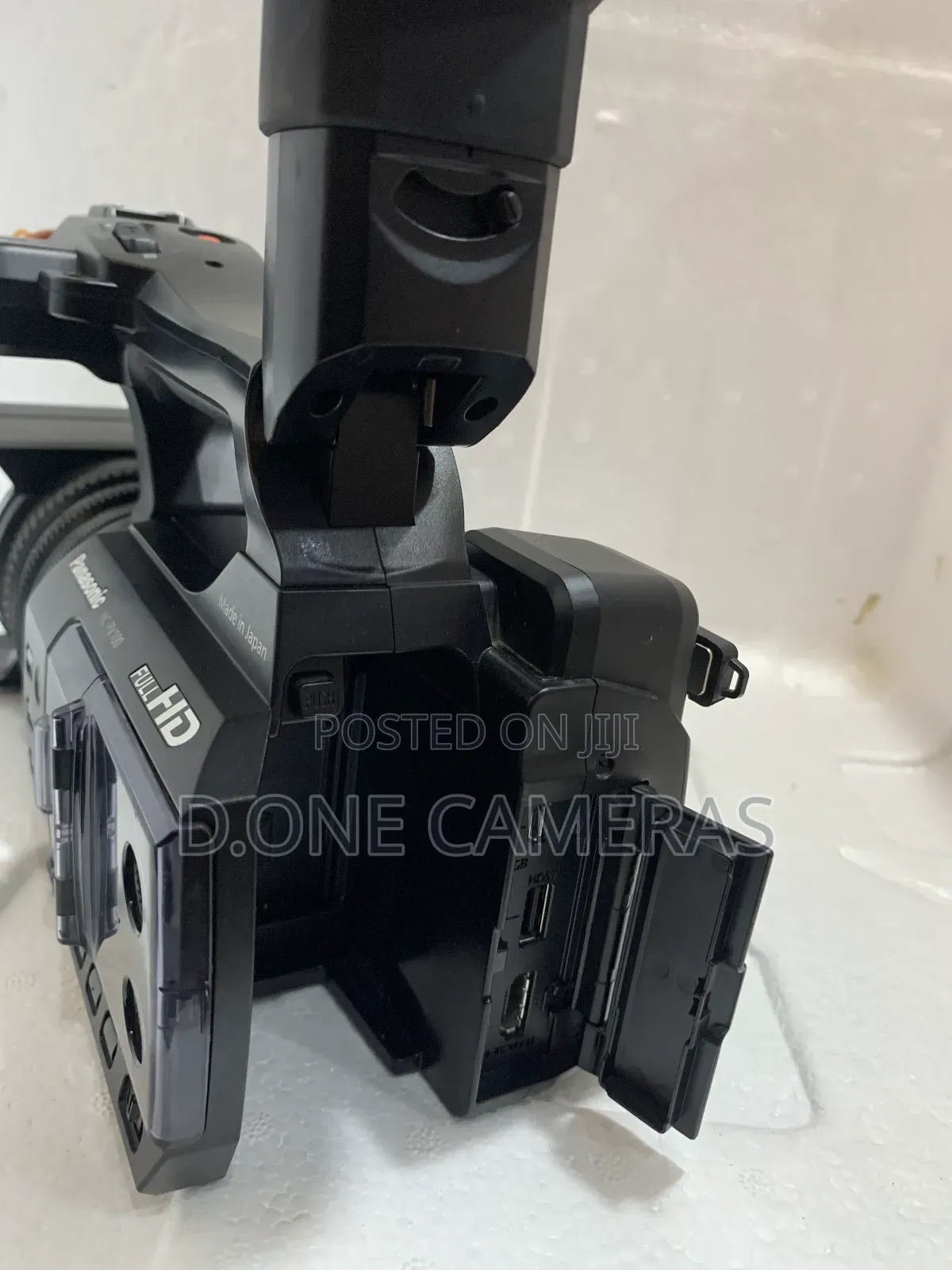 Panasonic Hc-Pv100 Full Hd Video Camera