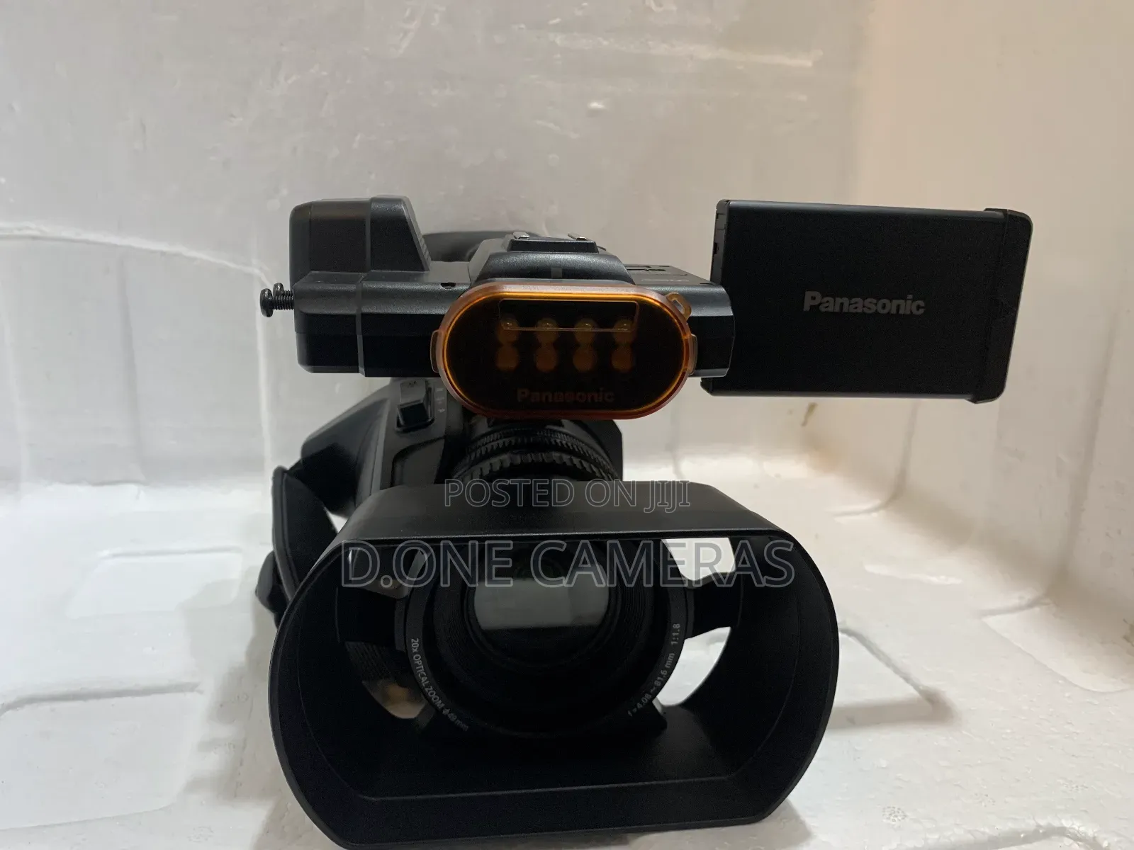 Panasonic Hc-Pv100 Full Hd Video Camera