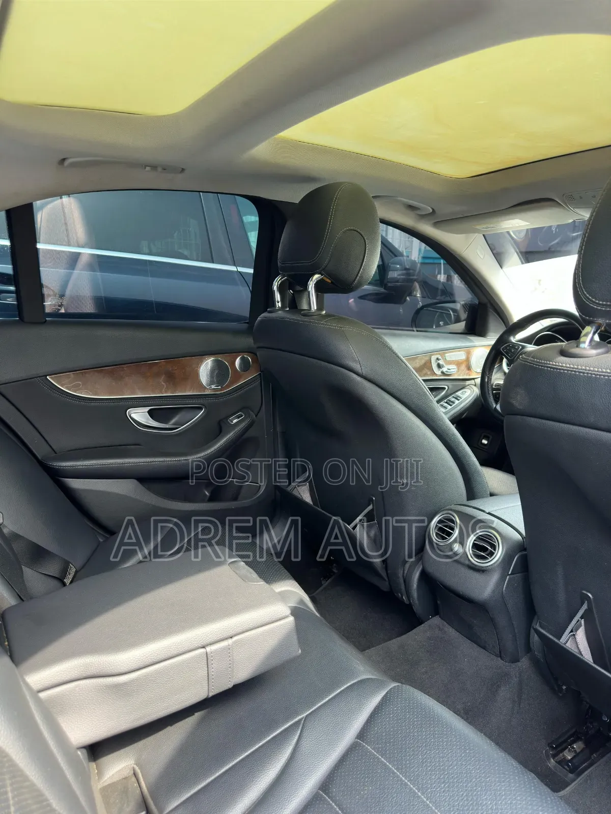 Mercedes-Benz C300 2015 Black