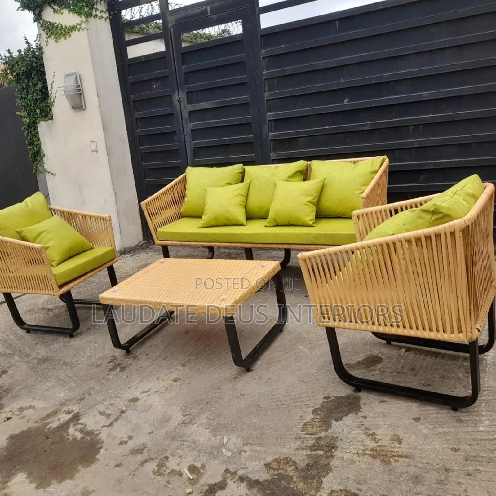 Classic 5 Sitters Garden Chairs With Table