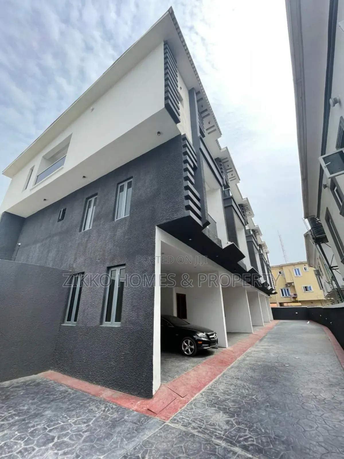 4bdrm Townhouse/Terrace In Ikate, Lekki For Sale