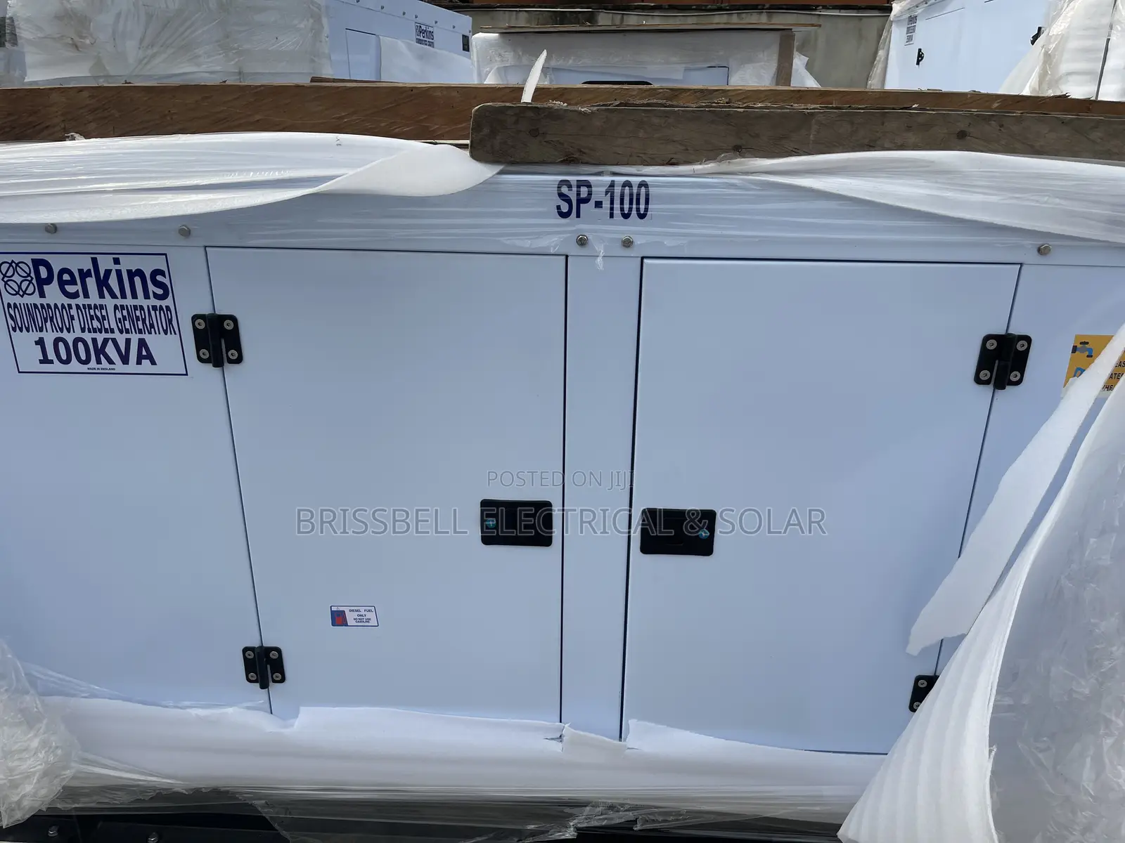 Silent England Perkins Soundproof Diesel Generator 100kva