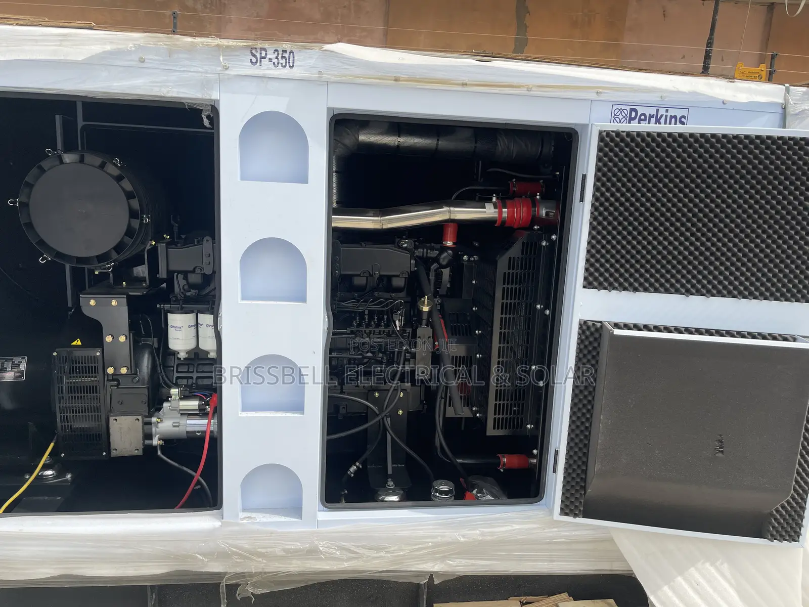 Super England Perkins Soundproof Diesel Generator 350kva