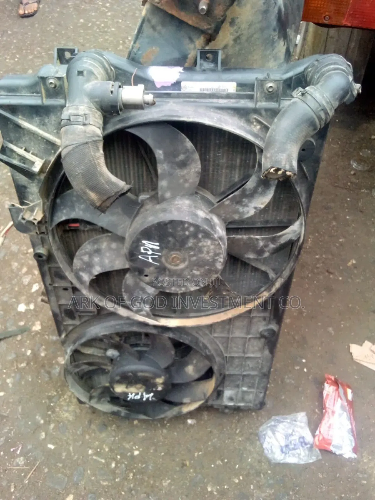 Radiator and Fan for Volkswagen Jetta Eos